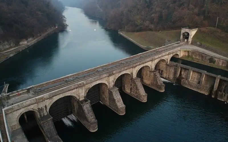 Hydropower dam