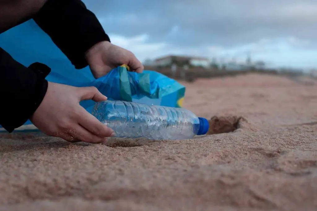 Plastic is one of major water pollutants collected from shores.