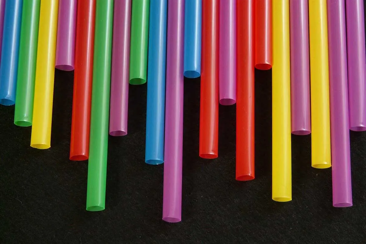 Features of Plastic - Color and Characteristics