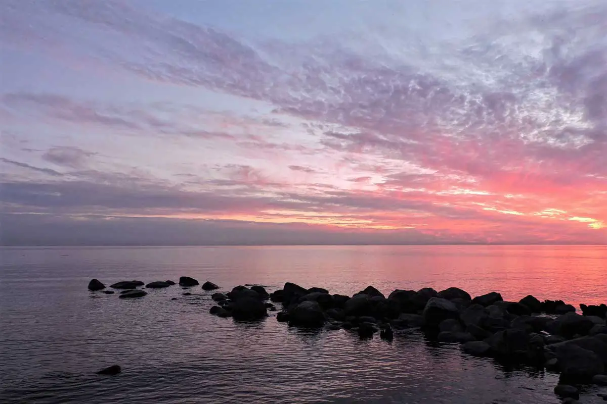 Lake Winnipeg - One of the largest lakes in the US